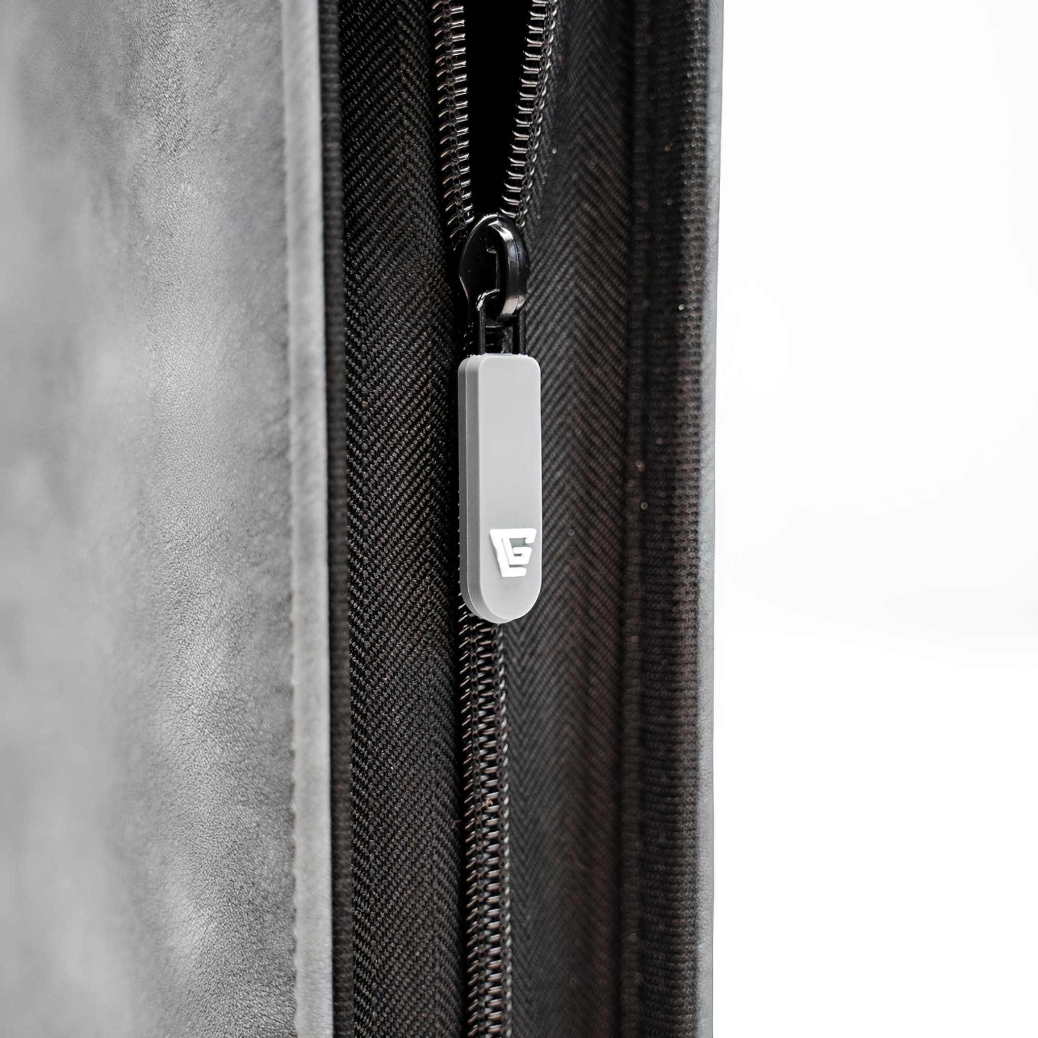 Gemloader 3"x4" Toploader Binder 9-Pocket 216 Cards