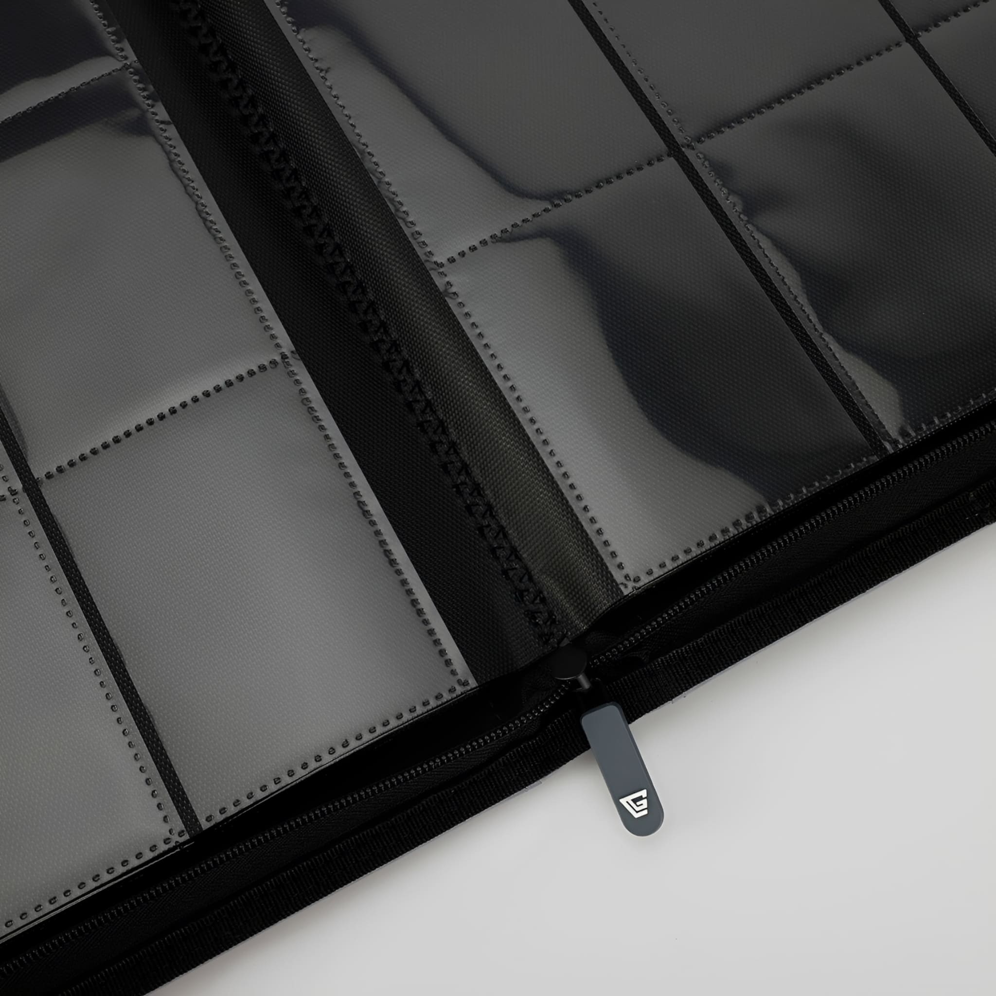 Gemloader Traditional Binder 9-Pocket 360 Cards