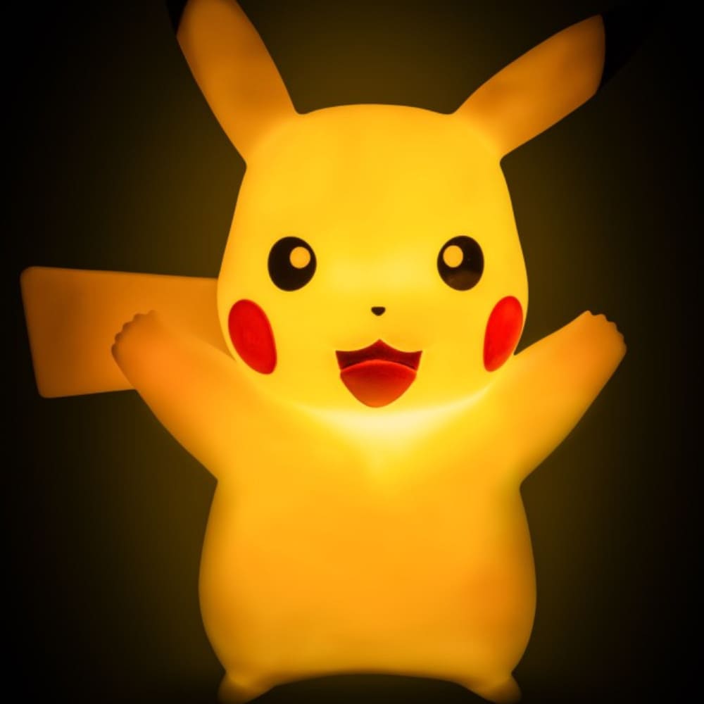 God of Cards: Pokemon LED Leuchte Pikachu Happy 25cm 1 Produktbild