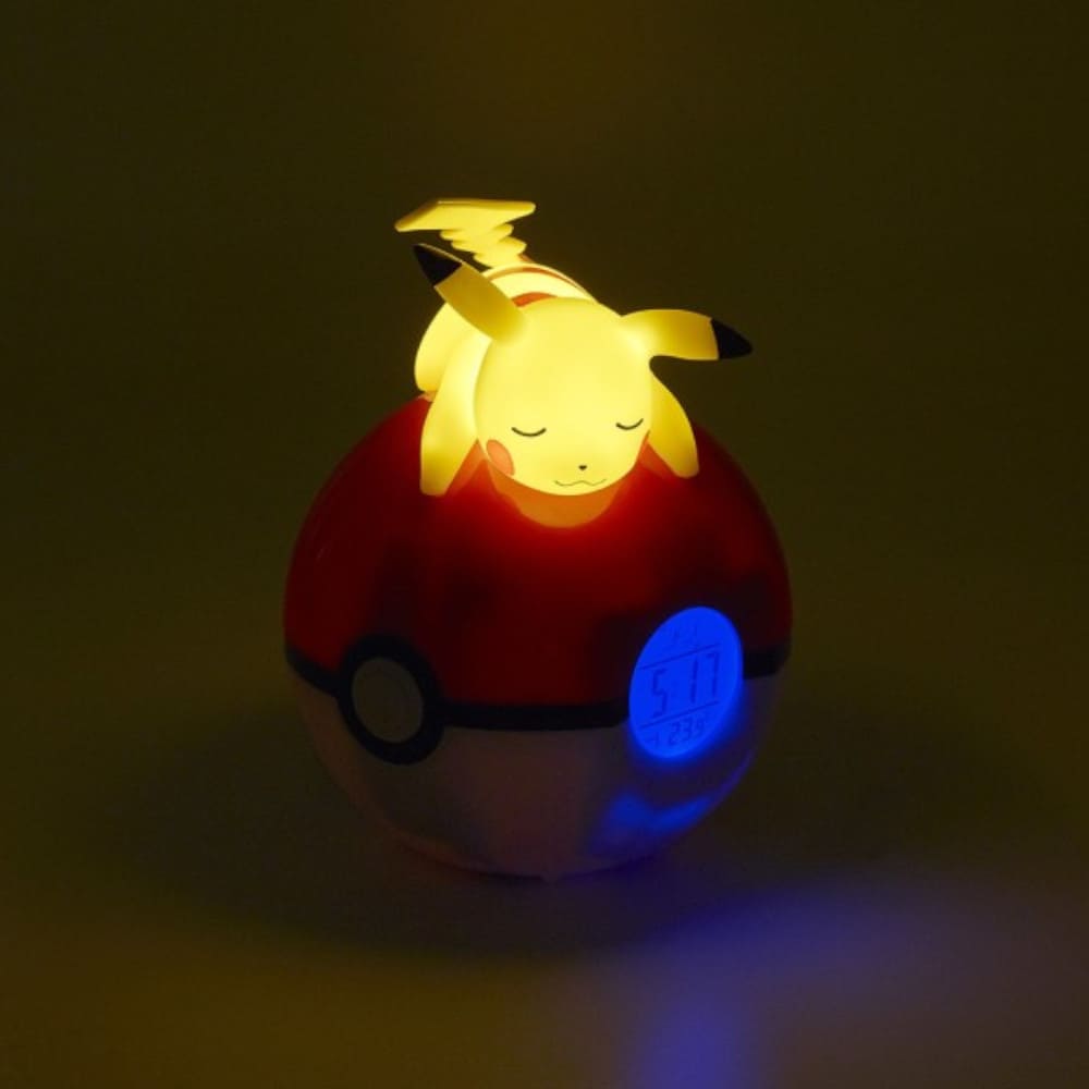 God of Cards: Pokemon Pokeball-Wecker mit Leuchtfunktion Pikachu 18cm 1 Produktbild