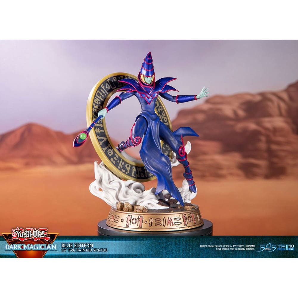 God of Cards: Yugioh PVC Statue Dark Magician Blue Version 29cm 1 Produktbild