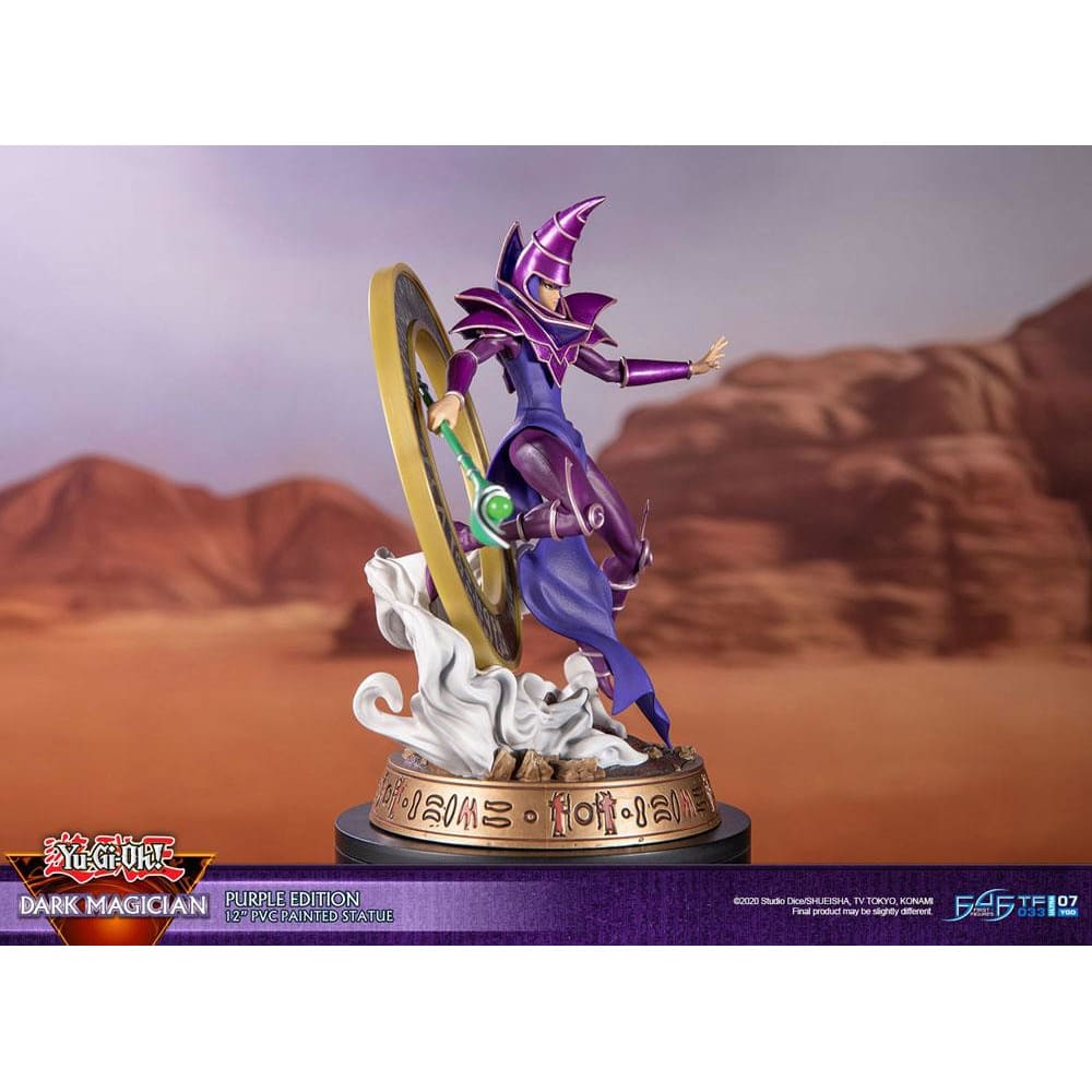 God of Cards: Yugioh PVC Statue Dark Magician Purple Version 29cm 2 Produktbild