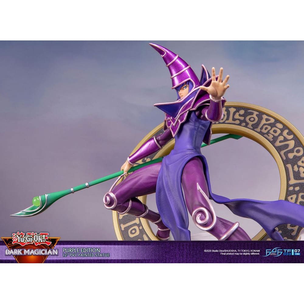 God of Cards: Yugioh PVC Statue Dark Magician Purple Version 29cm 8 Produktbild