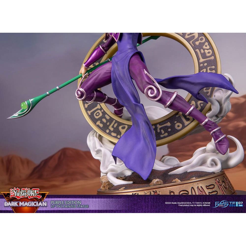 God of Cards: Yugioh PVC Statue Dark Magician Purple Version 29cm 9 Produktbild